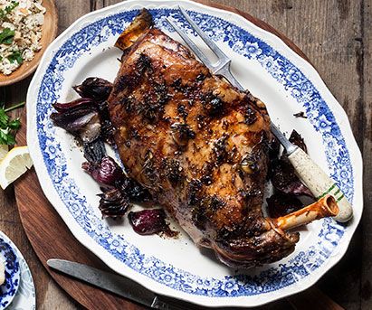 Roast leg of lamb with mint sauce - Real Meal Revolution